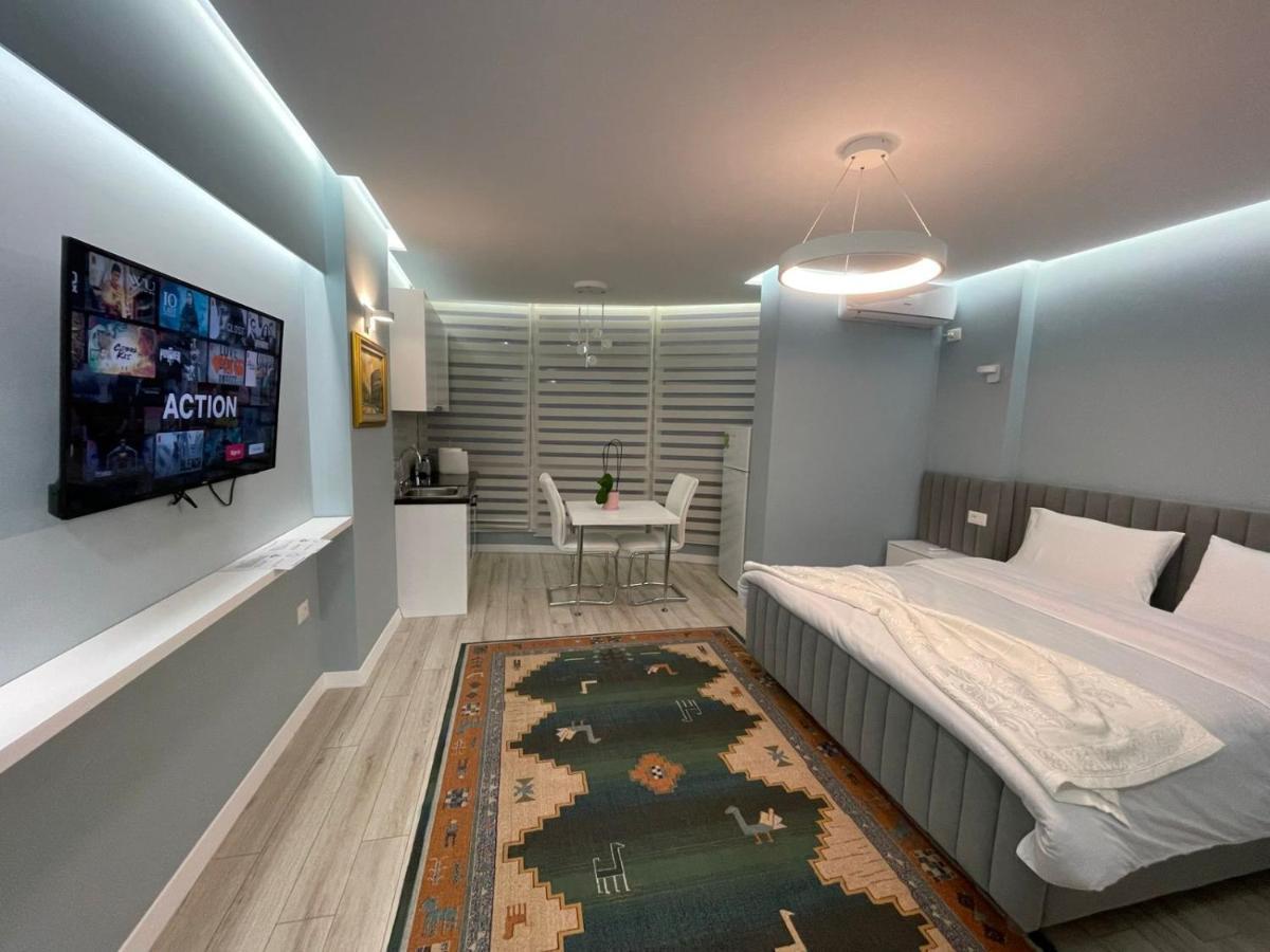 Comfort Apartment In City Center 地拉那 外观 照片