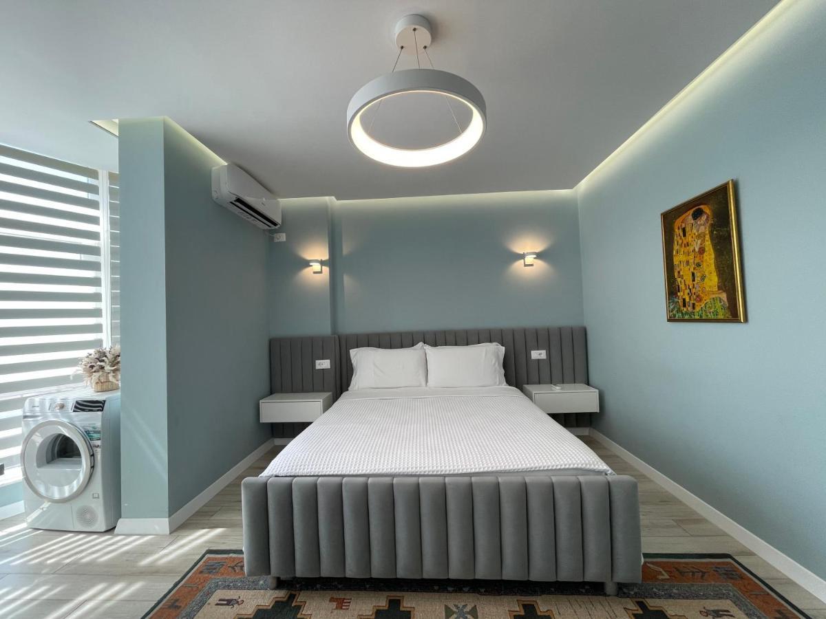 Comfort Apartment In City Center 地拉那 外观 照片
